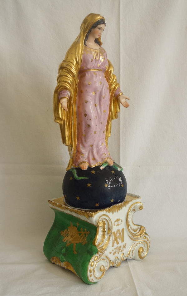 Grande statue Vierge de l'Assomption en porcelaine polychrome attribuée à Jacob Petit - Vers 1840