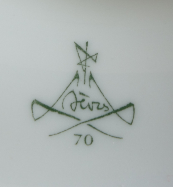 Sevres Manufacture : pair of scenes picturing allegory of marriage - signed