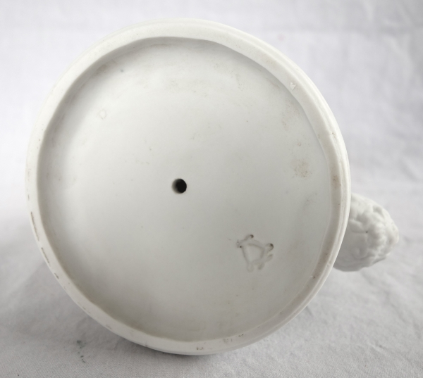 Pair of Louis XVI style biscuit sculptures - 19th century