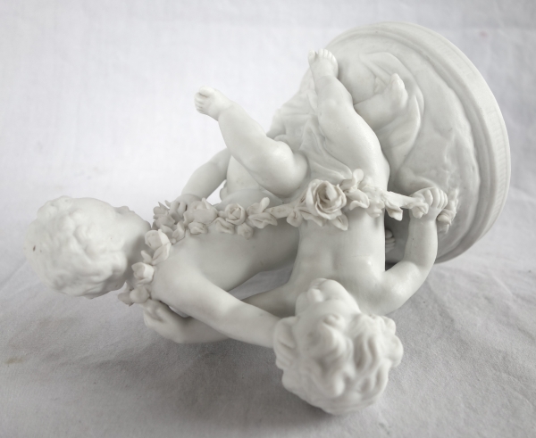 Pair of Louis XVI style biscuit sculptures - 19th century