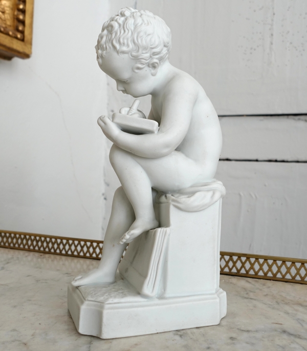 Putto en biscuit de porcelaine, allégorie de l'écriture d'après Canova - Manufacture Samson