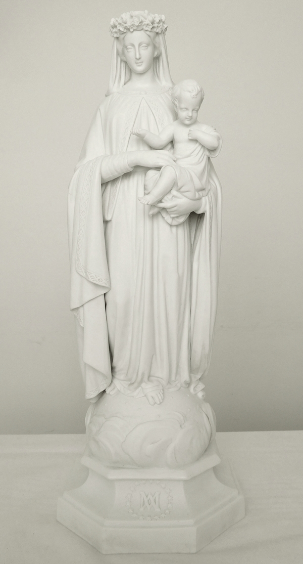 Grande Vierge à l'Enfant en biscuit de porcelaine sous les traits de l'Impératrice Eugénie