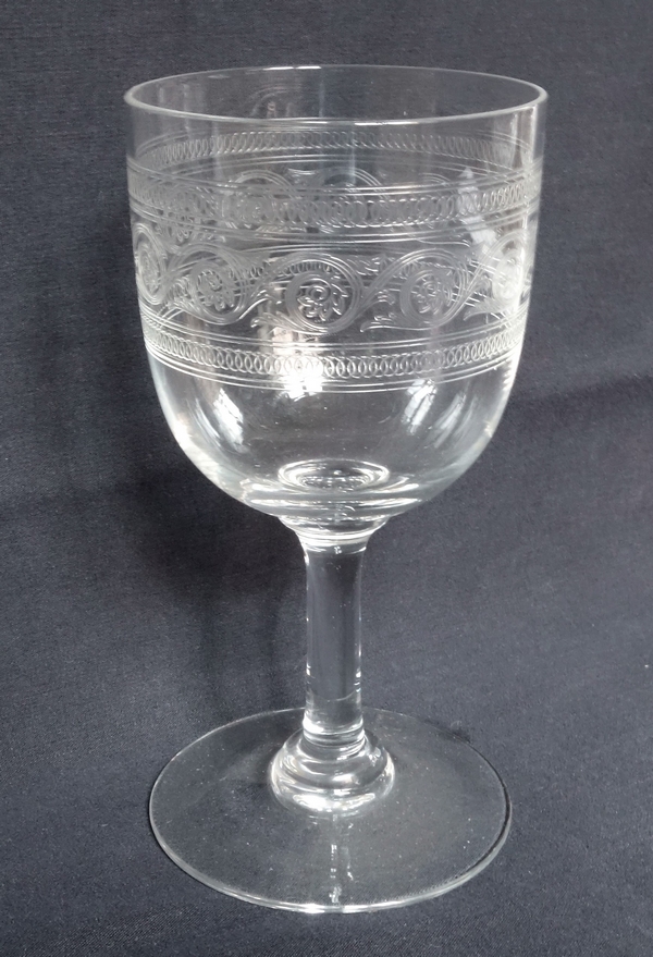 Verre à liqueur en cristal de Baccarat, modèle gravure Athénienne - 8,2cm