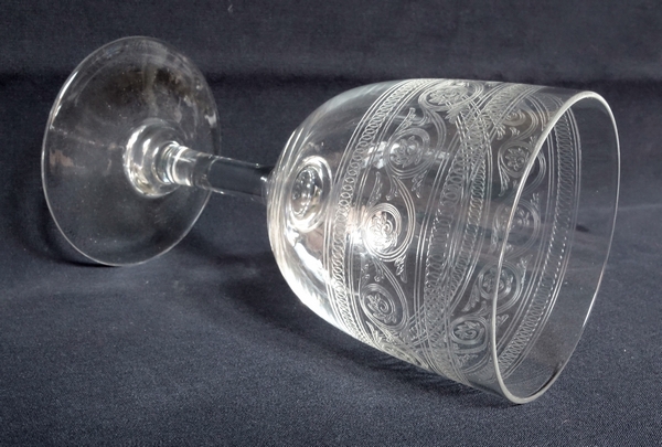 Verre à liqueur en cristal de Baccarat, modèle gravure Athénienne - 8,2cm