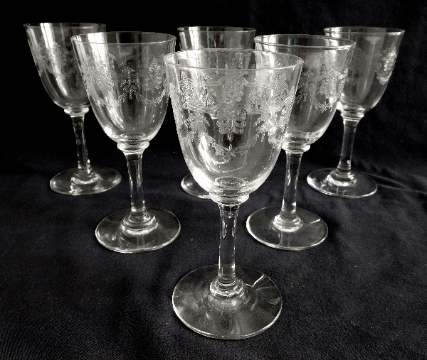 Verre à vin en cristal de Baccarat, modèle Beauharnais - 12,1cm