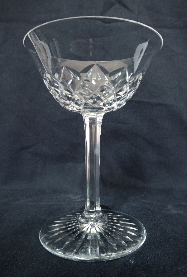 Coupe à champagne en cristal de Baccarat, modèle Burgos - signé