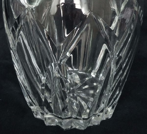 Pichet / broc / carafe à eau en cristal de Saint Louis, modèle Camargue - signée