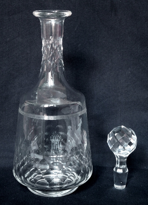 Carafe à vin en cristal de Baccarat, modèle Chauny forme cylindrique