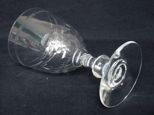 Verre à eau en cristal de Baccarat, modèle Chauny jambe gondole - 15,4cm