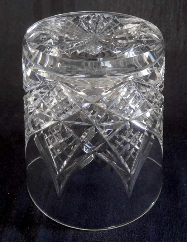 Verre à whisky en cristal de Baccarat, modèle Colbert - signé - 9,4cm