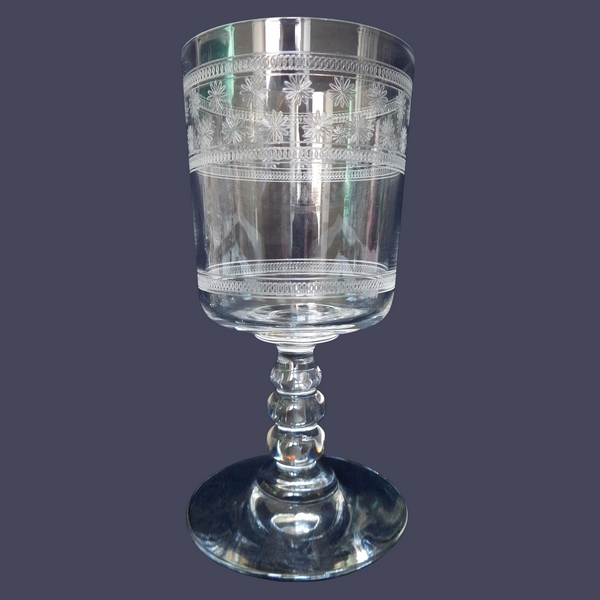 Verre à liqueur en cristal de Baccarat, modèle cylindrique gravé étoiles - 8.5cm