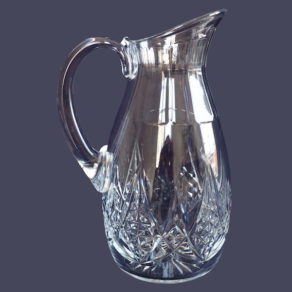 Grand pichet / broc / carafe à eau en cristal de Baccarat, modèle Epron - signé