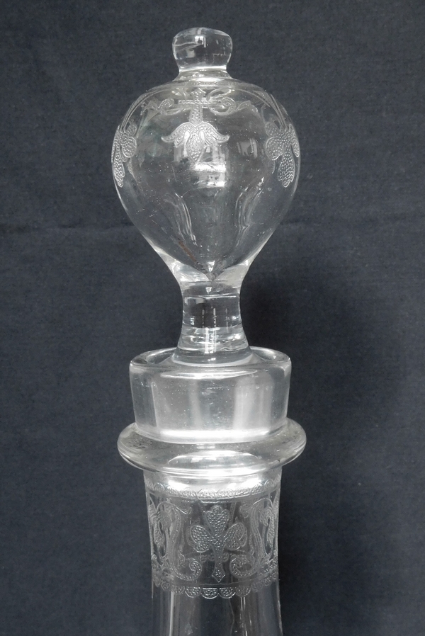 Baccarat crystal wine decanter, fleurs-de-lis engraved pattern - 31.5cm