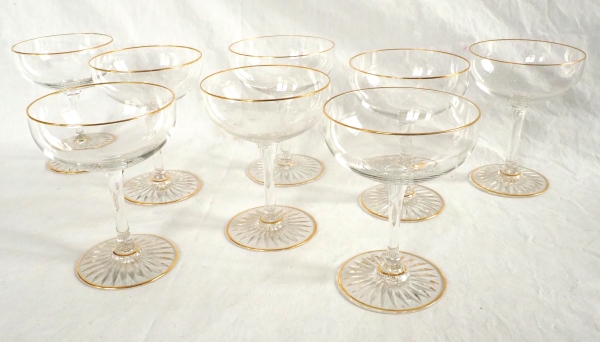 Coupe à champagne en cristal de Baccarat, service de forme T, pied taillé en étoile - doré