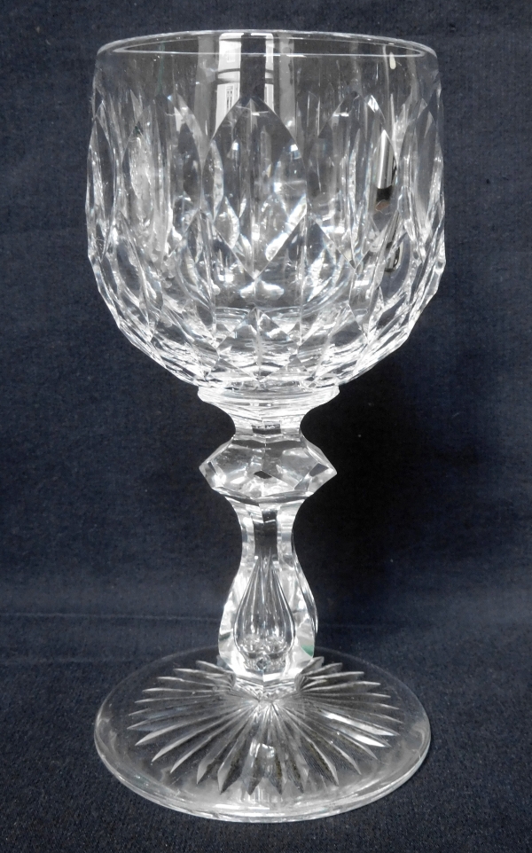Verre à vin du Rhin en cristal de Baccarat, modèle GG taille losanges à flots