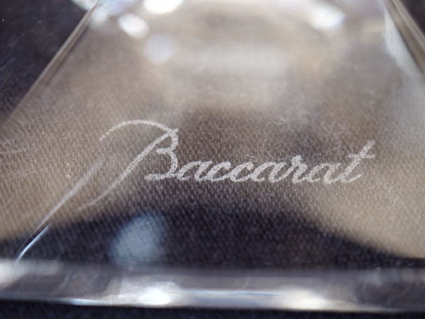 Baccarat crystal wine glass, Harcourt pattern - 13.6cm - signed
