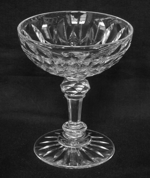 Coupe à champagne en cristal de Baccarat, modèle Juvisy (service officiel de l'Elysée)