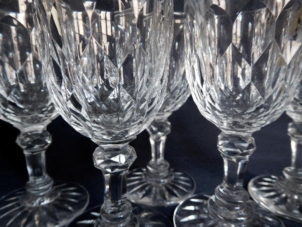 Verre à vin en cristal de Baccarat, modèle Juvisy (service officiel de l'Elysée) - 12,8cm