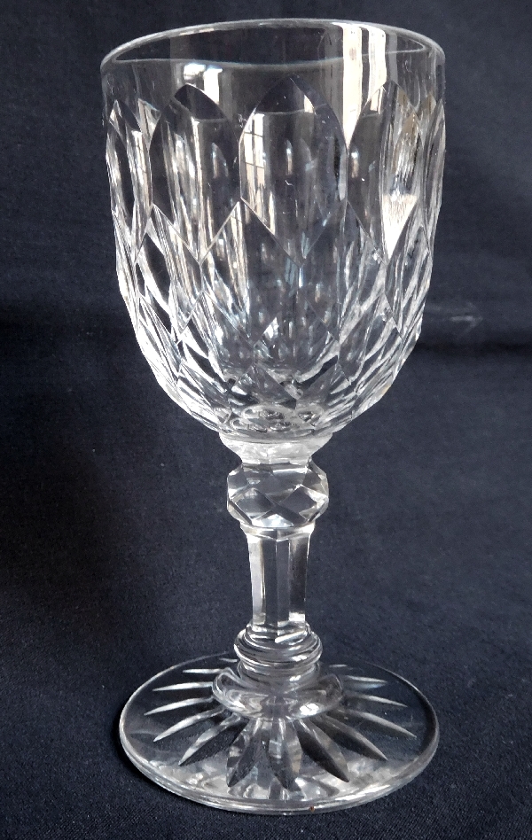 Verre à vin blanc en cristal de Baccarat, modèle Juvisy (service officiel de l'Elysée) - 10,7cm