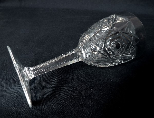 Verre à eau en cristal de Baccarat, modèle Lagny - 18,3cm - signé