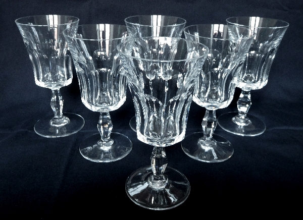 Baccarat crystal wine glass, Lauzun pattern - 14.6cm - signed