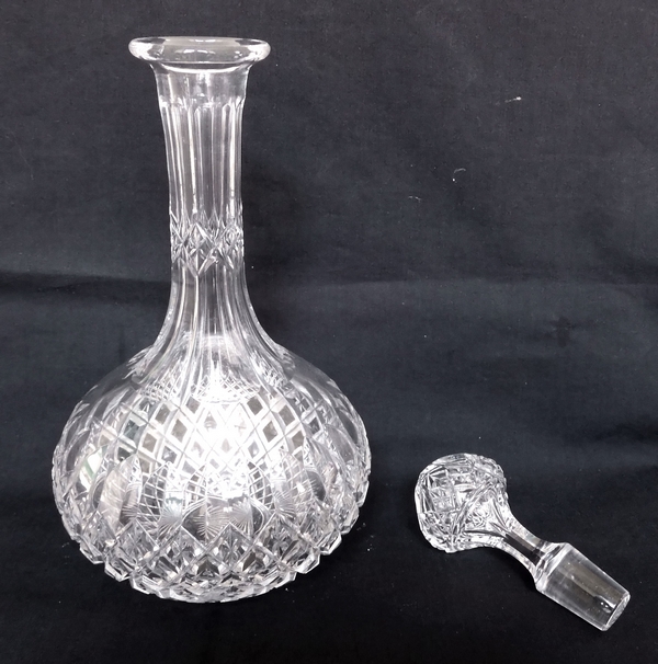 Baccarat crystal wine decanter, Libourne pattern (GG pattern) - 27.5cm