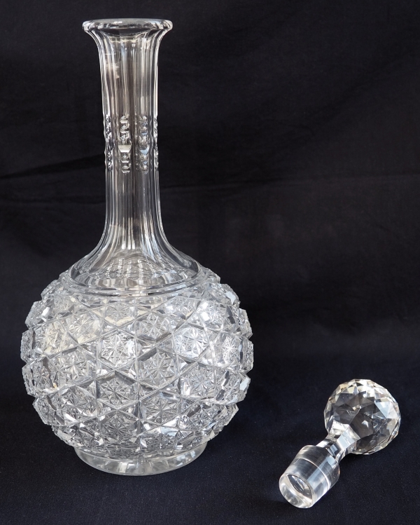 Baccarat crystal wine decanter, Lorient pattern - 31cm
