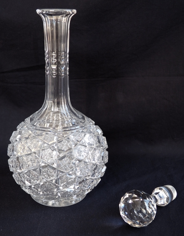 Baccarat crystal wine decanter, Lorient pattern - 31cm