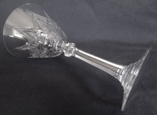 Verre à eau en cristal de Baccarat, modèle Louvois - 18,3cm - signé