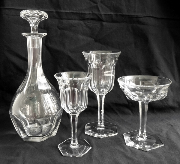 Baccarat crystal water glass, Malmaison pattern - 18,8cm