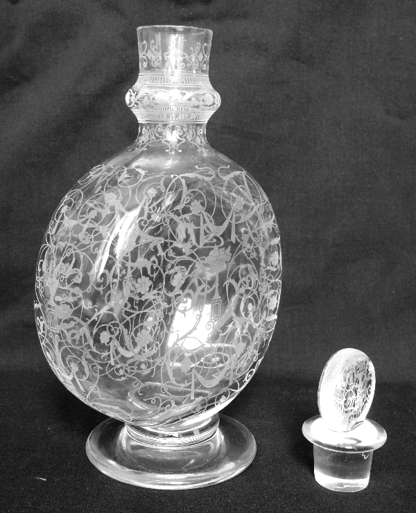 Carafe / flacon en cristal de Baccarat, modèle Michelangelo (Michel Ange)