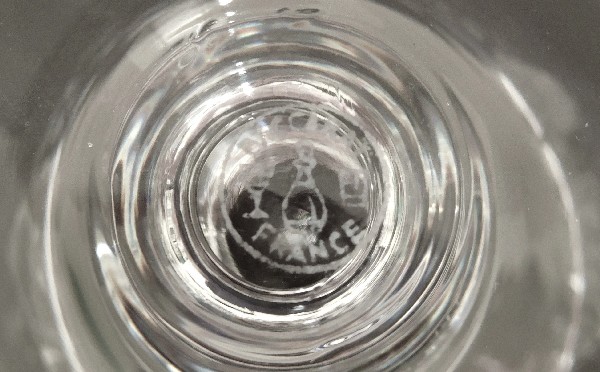 Baccarat crystal wine or port glass, Missouri pattern - signed - 12cm