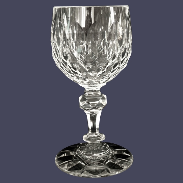 Verre à vin du Rhin en cristal de Baccarat, modèle Nîmes (variante de Juvisy)