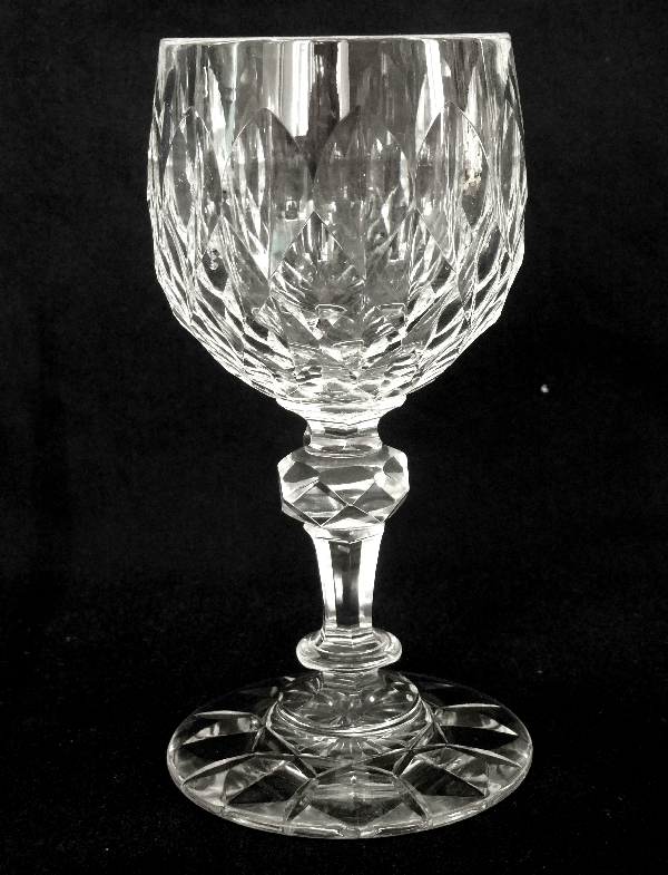 Verre à vin du Rhin en cristal de Baccarat, modèle Nîmes (variante de Juvisy)