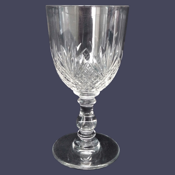 Verre à vin blanc en cristal de Baccarat, modèle à palmettes et jambe gondole - modèle Douai - 10,3cm