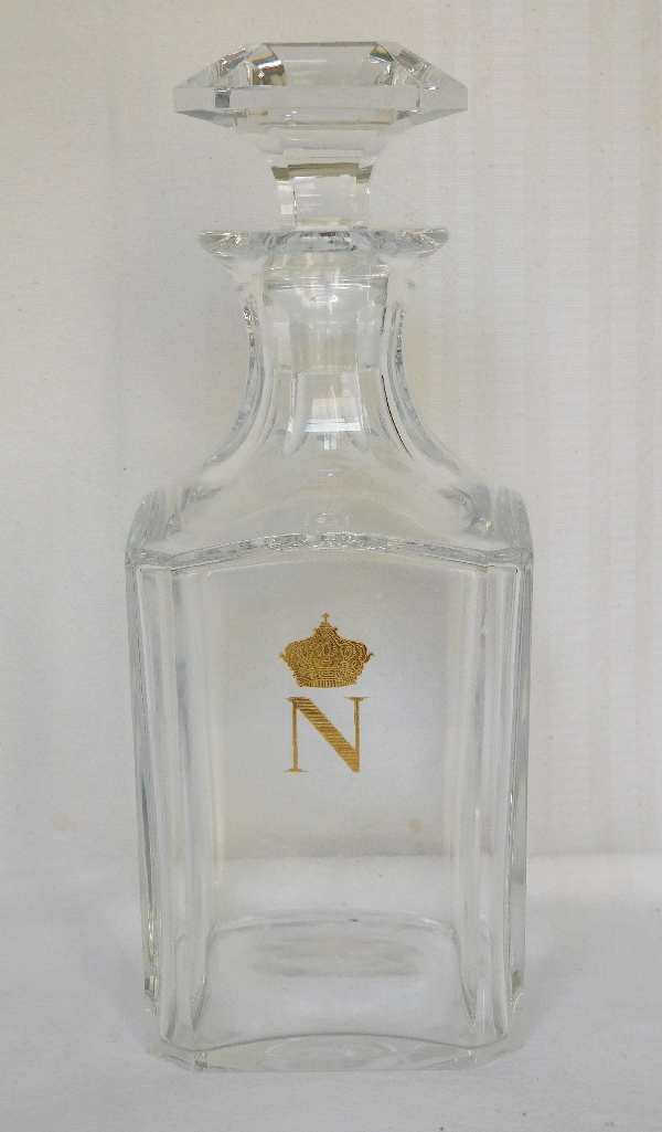 Flacon à cognac / whisky en cristal de Baccarat, modèle Perfection Napoléon - signée