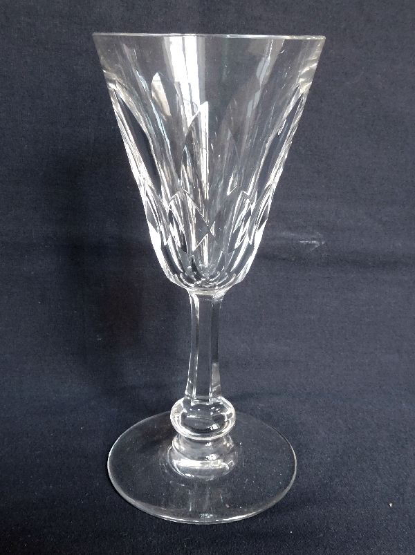 Baccarat crystal water glass, Picardie pattern - signed - 17.8cm