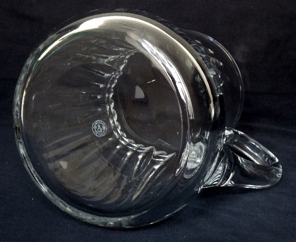 Pichet / broc / carafe à eau en cristal de Baccarat, modèle Piccadilly - signé