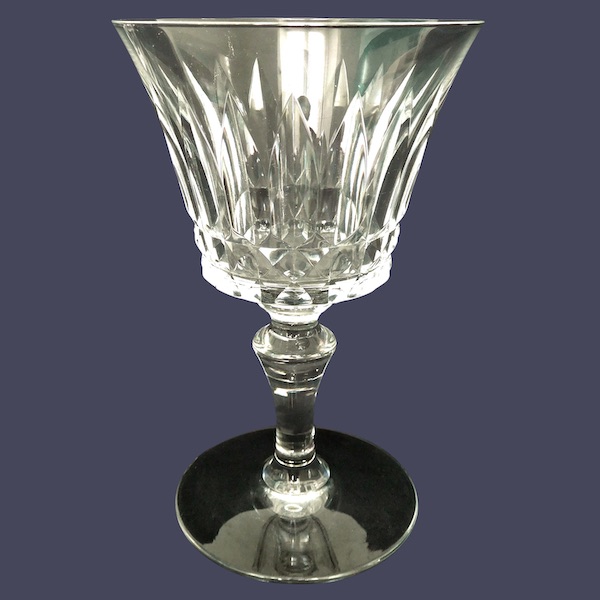 Baccarat crystal wine glass, Piccadilly pattern - signed - 13cm