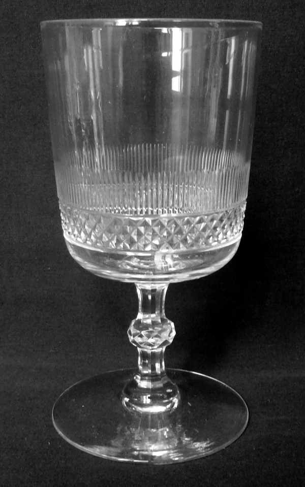 Verre à vin blanc / verre à porto en cristal de Baccarat, modèle à pointes de diamant - 10,6cm
