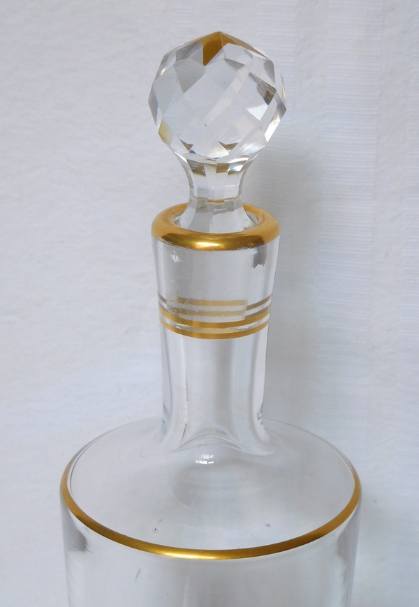 Baccarat crystal liquor decanter, Richelieu pattern enhanced with fine gold