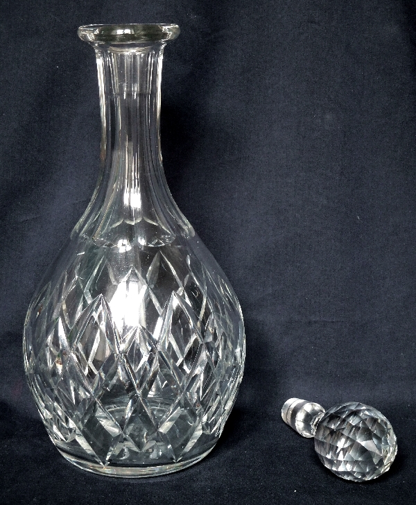 Baccarat crystal wine decanter, Thorigny pattern - signed - 29.5cm