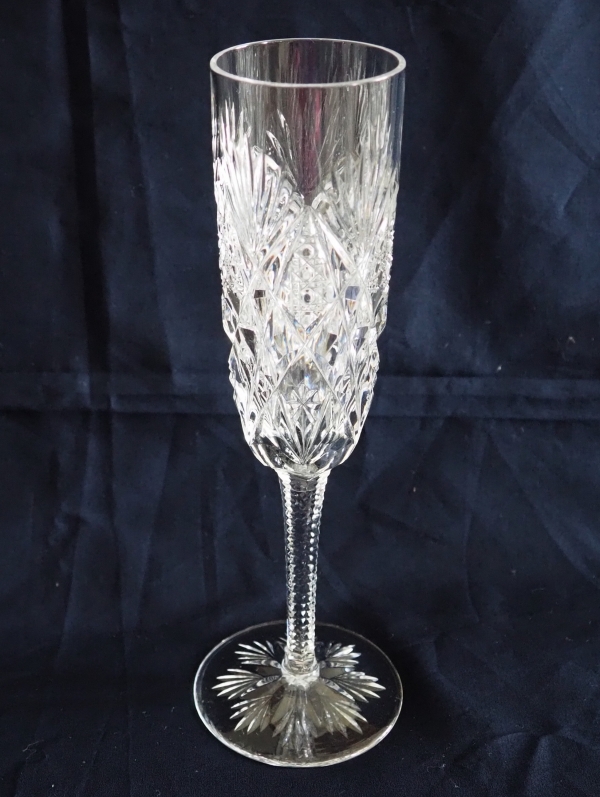 Flûte à champagne en cristal de Saint Louis taillé, modèle Florence - signée