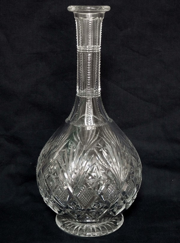 Carafe à vin en cristal taillé de St Louis, modèle Gavarni - signée