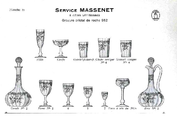 Carafe à liqueur en cristal de Saint Louis, modèle Massenet à côtes vénitiennes gravé