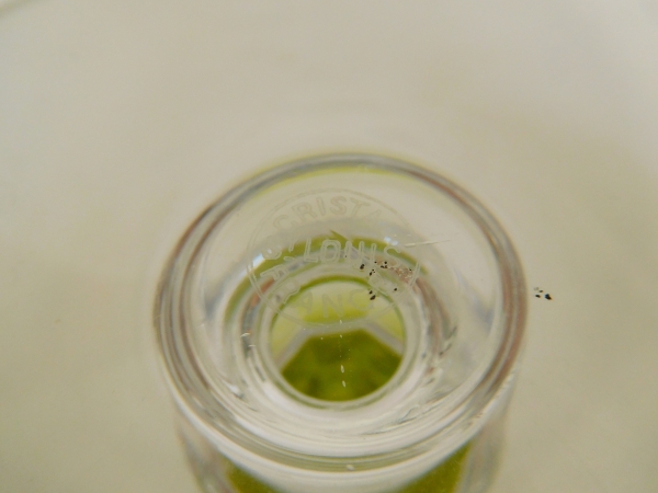 Verre à vin du Rhin / Roemer en cristal de St Louis, modèle Massenet, cristal overlay vert chartreuse - signé