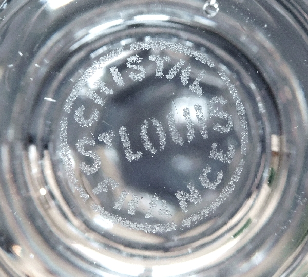 Verre à eau en cristal de St Louis, modèle Massenet - signé - 15,8cm