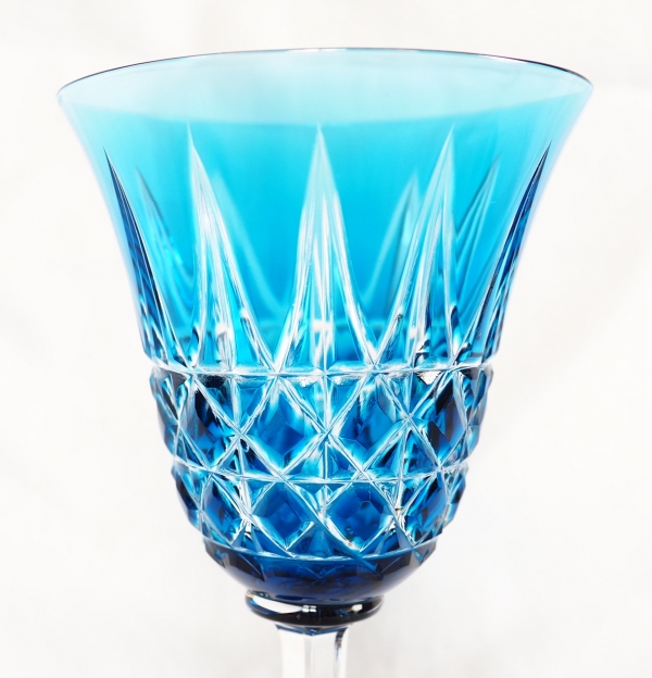 Verre à vin du Rhin en cristal de St Louis, modèle Tarn, cristal overlay bleu - 19.8cm