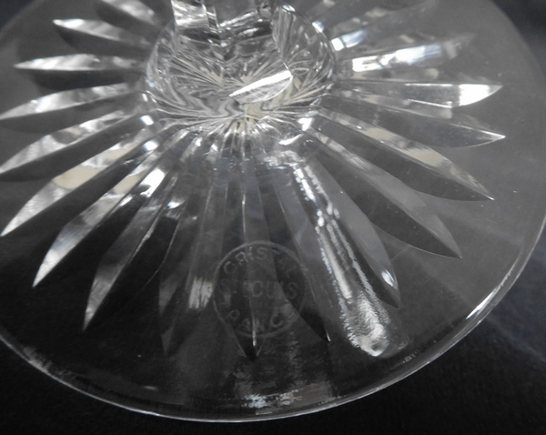 St Louis crystal champagne glass, Tommy pattern - signed