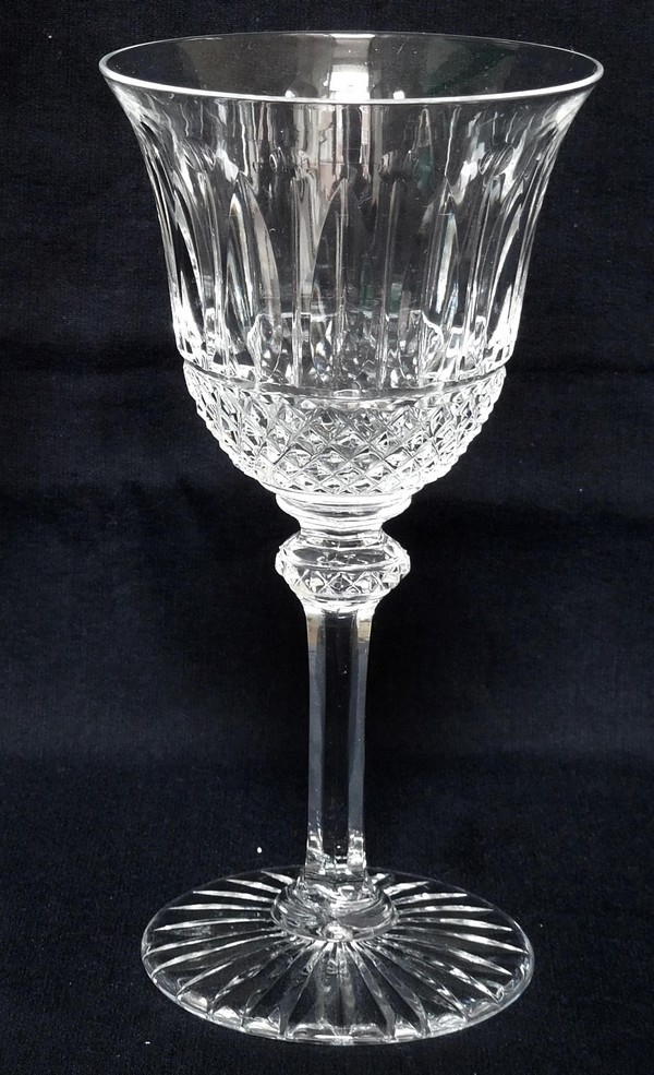 St Louis crystal wine glass, Tommy pattern - signed - 17cm